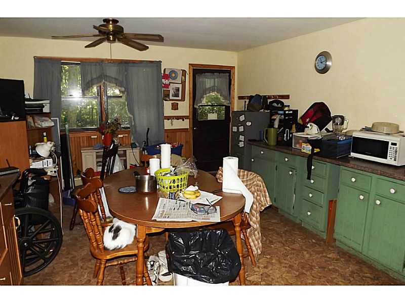 17 Elbow Rock Road Glocester, RI 02814 - Photo 3 of 10 Kitchen.