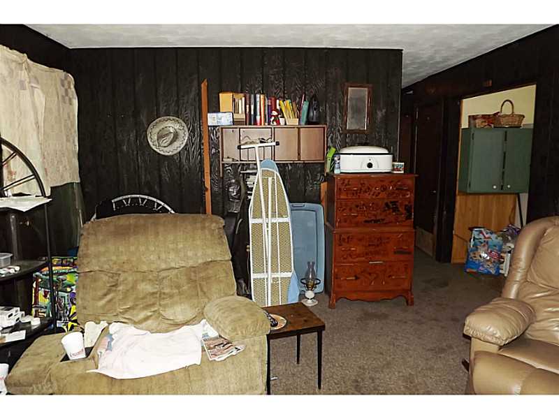 17 Elbow Rock Road Glocester, RI 02814 - Photo 5 of 10 Living Room.