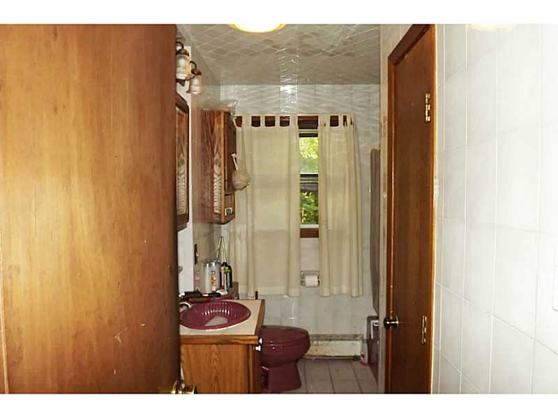 17 Elbow Rock Road Glocester, RI 02814 - Photo 8 of 10 Bathroom.