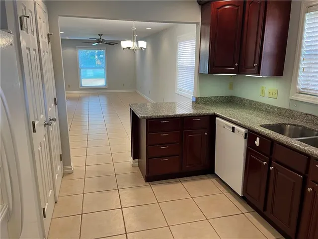 $2,000 | 6803 Louisville Street, New Orleans, LA 70124