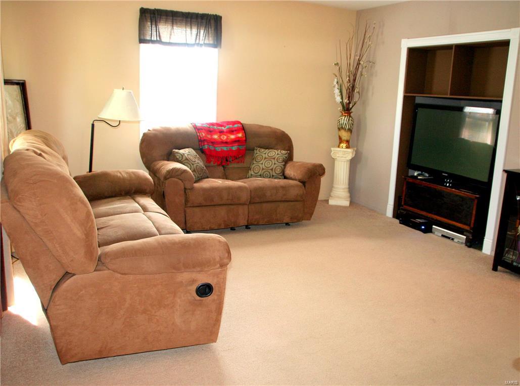 2310 Mullanphy Road Florissant, MO 63031 - Photo 4 of 14 Gallery Image 4