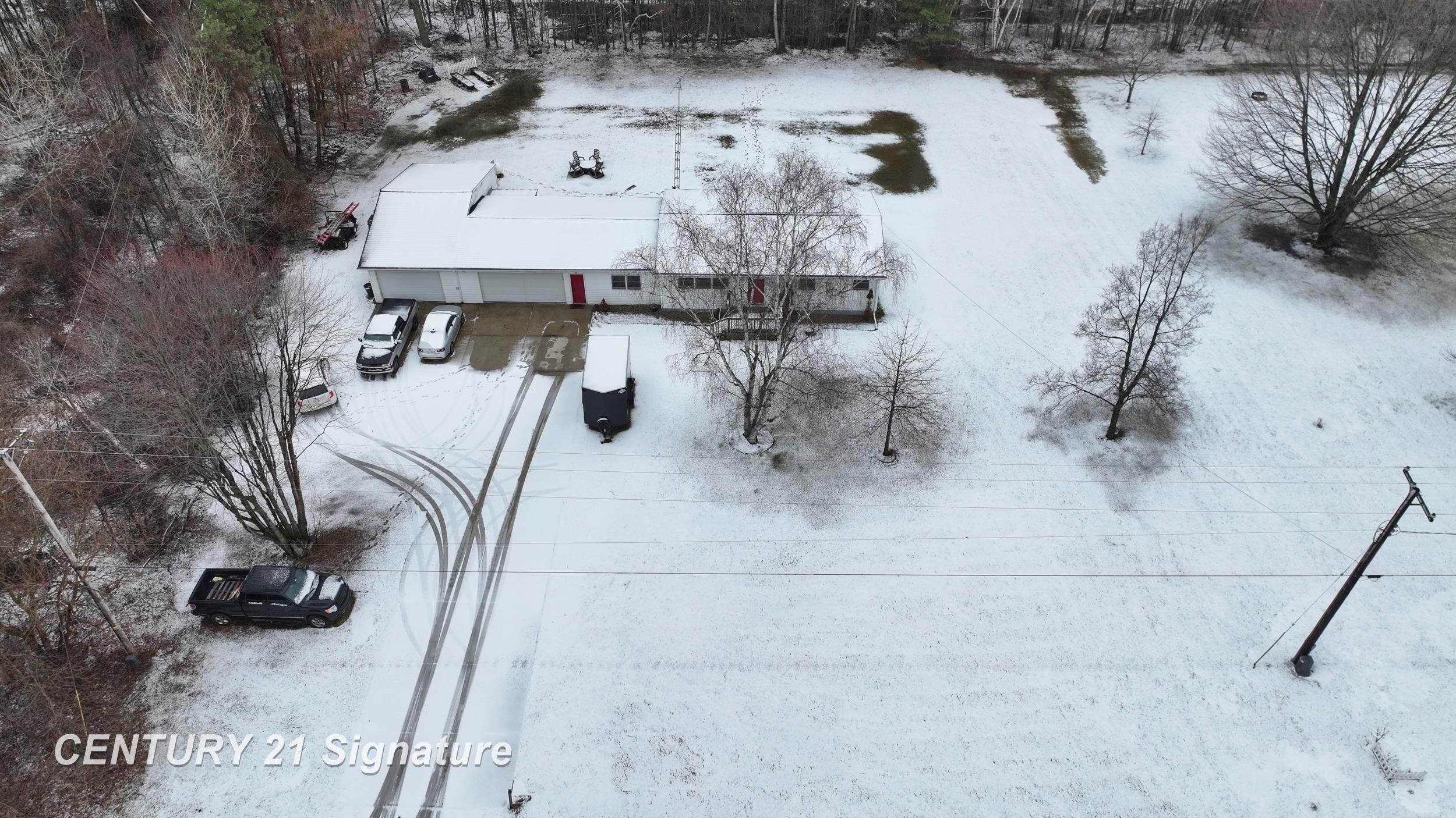 1620 South Fordney Road Hemlock, MI 48626 - Photo 12 of 41