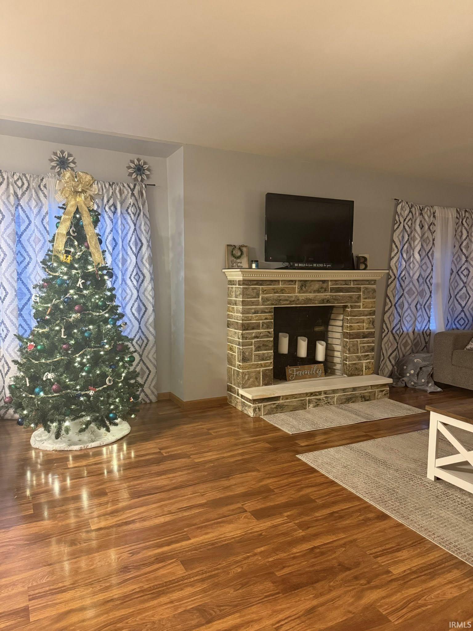 1008 Miami Street Bicknell, IN 47512 - Photo 3 of 36