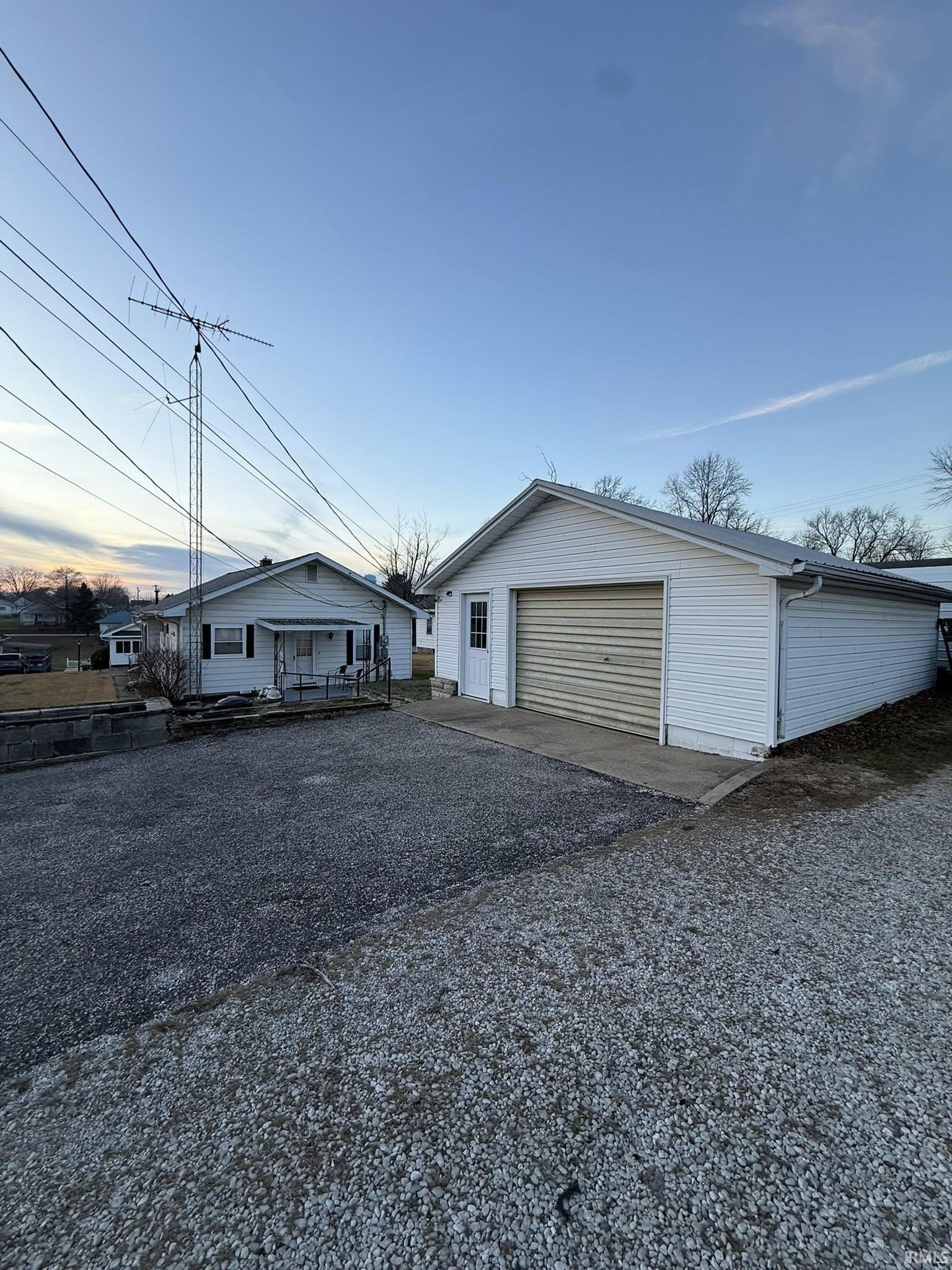 1008 Miami Street Bicknell, IN 47512 - Photo 33 of 36