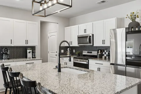 $428,000 | 4096 Crossing Way, White House, TN 37188