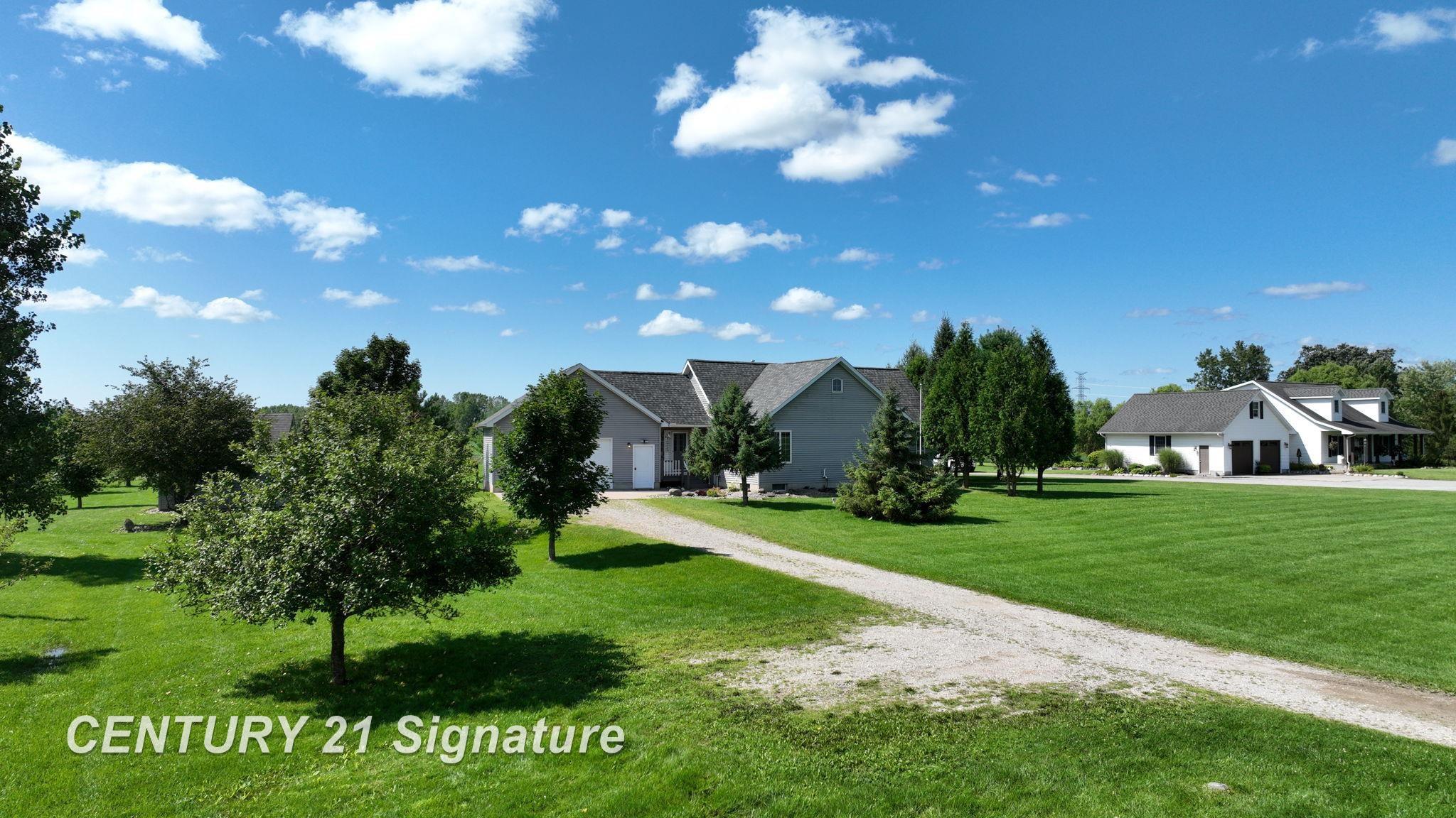 6314 East Vienna Road Clio, MI 48420 - Photo 48 of 61 50150972-34ec5ca2-1f91-4703-88f0-8be808f7ede7.JPG