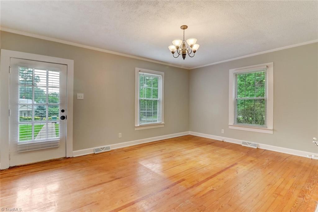 275 Vintage Road Eden, NC 27288 - Photo 8 of 25 Gallery Image 8