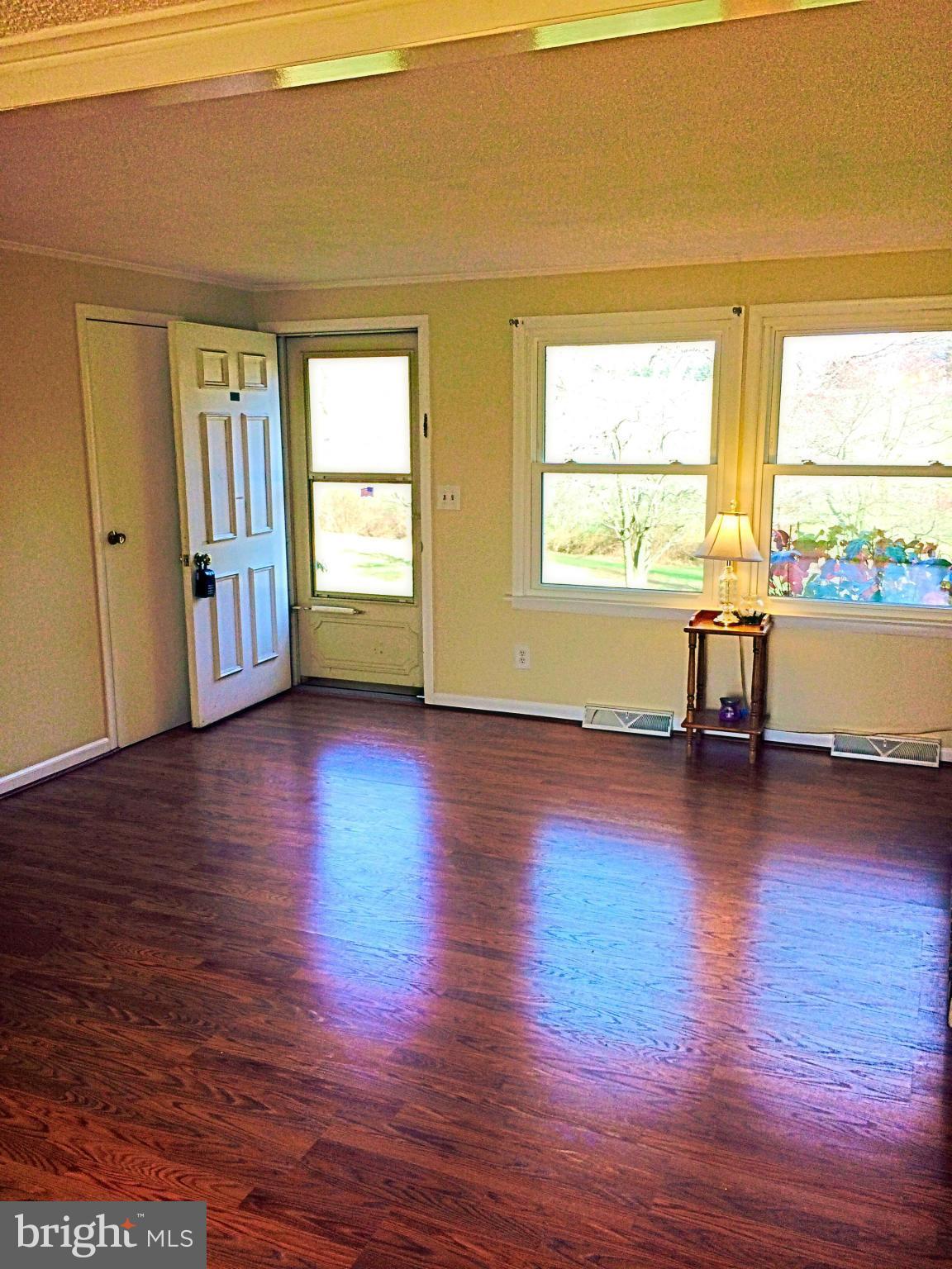 5343 Gold Mine Road Frederick, MD 21703 - Photo 2 of 14 Interior (General)