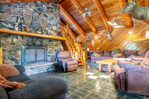 $750,000 | W10905 Otto Road, Merrill, WI 54452