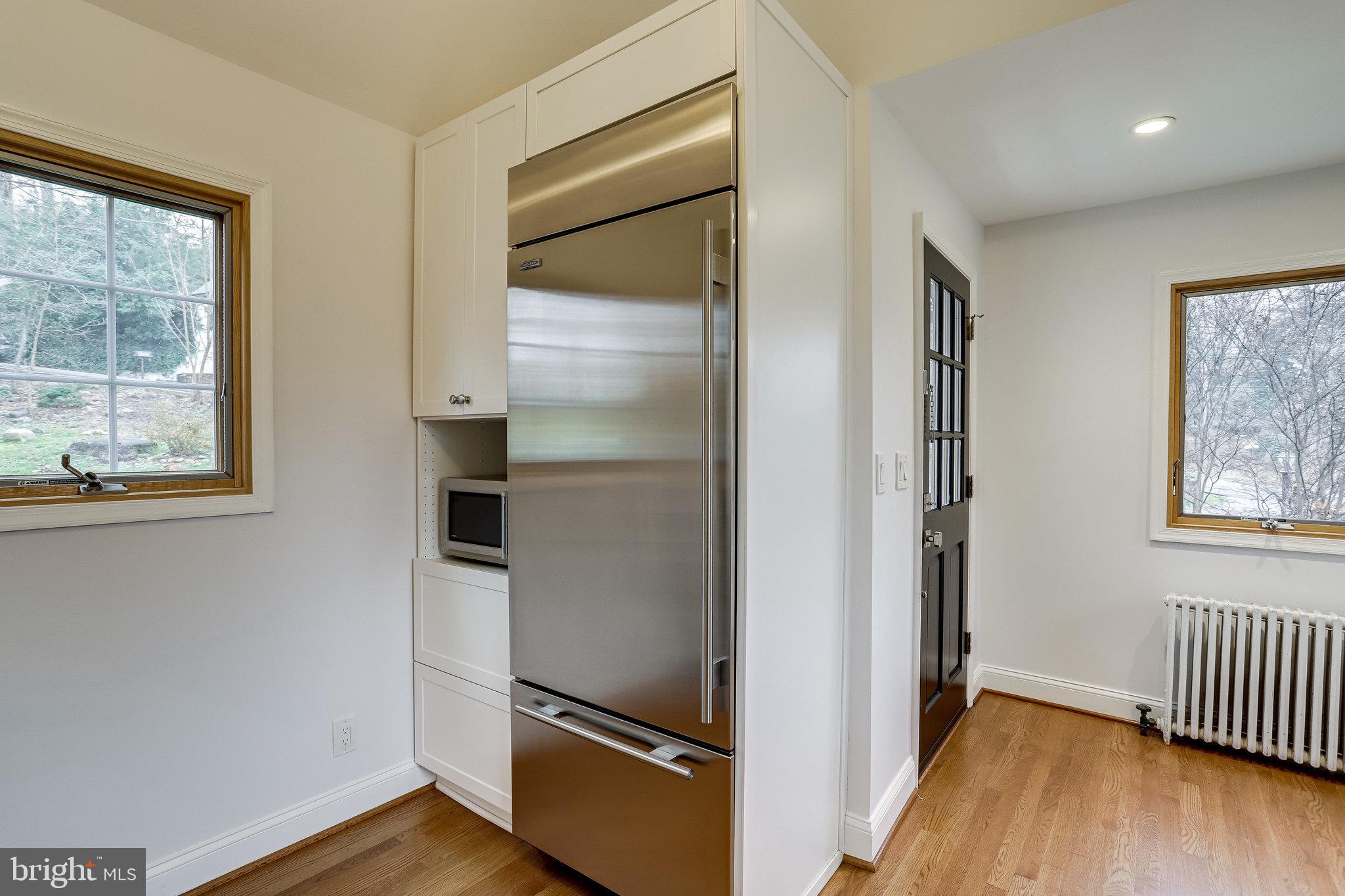 5946 Wilton Road Alexandria, VA 22310 - Photo 17 of 87 Built in pantry space.