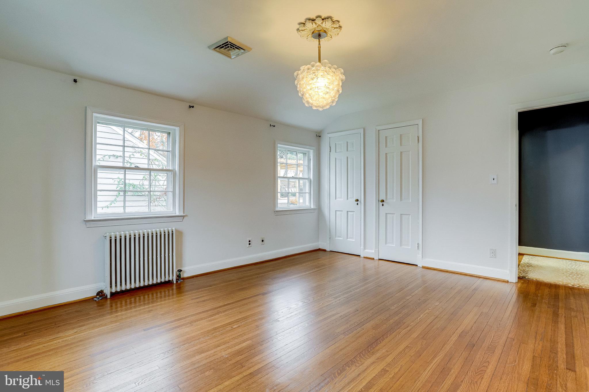 5946 Wilton Road Alexandria, VA 22310 - Photo 49 of 87 More light in here too