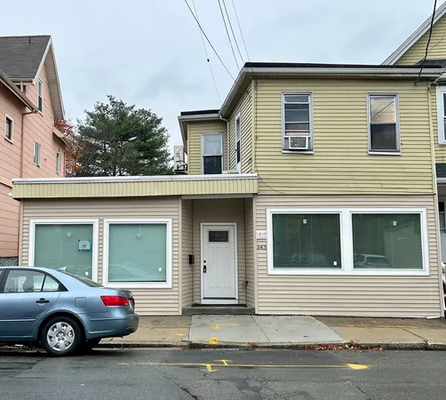$2,800 | 343 Highland Avenue, Unit 1, Malden, MA 02148
