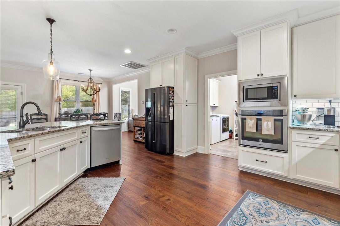 2369 Rutland Road Auburn, AL 36832 - Photo 13 of 40 Gallery Image 13