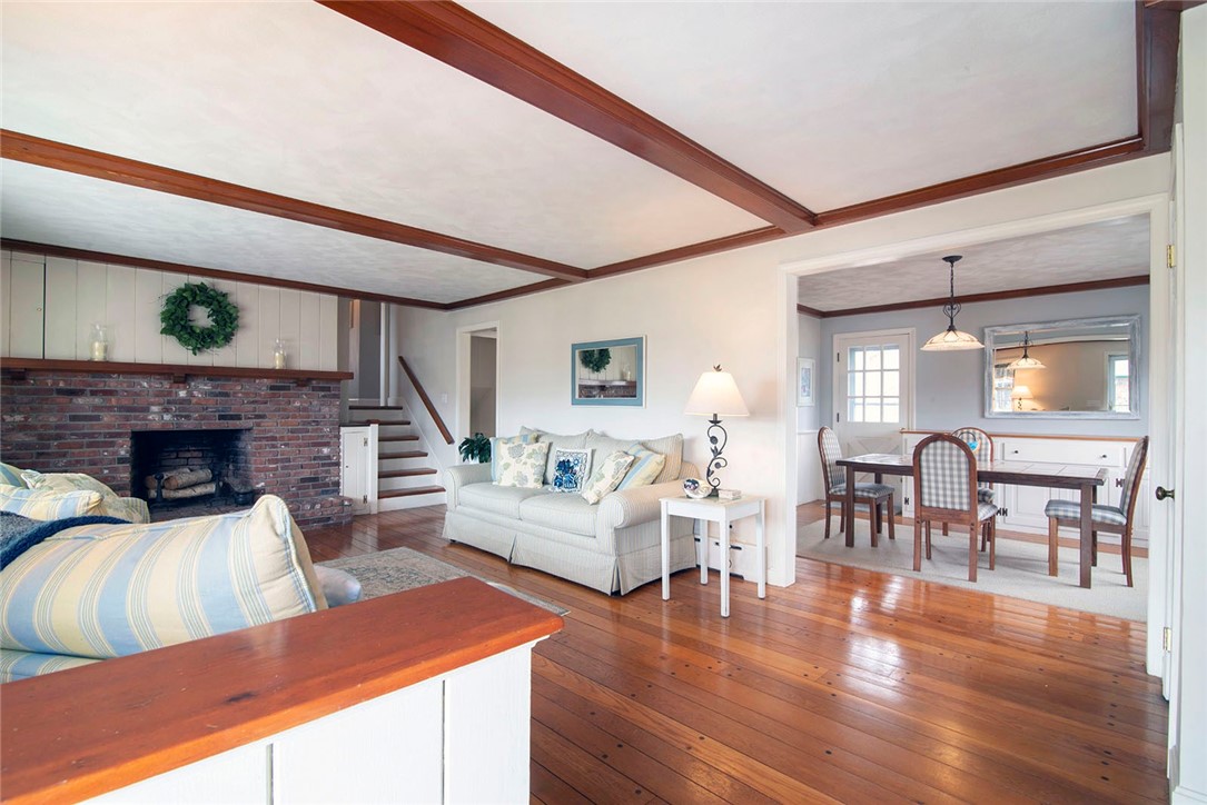 52 Bellevue Avenue Westerly, RI 02891 - Photo 2 of 18