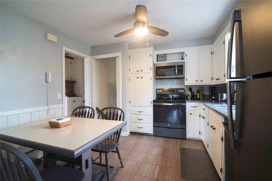 52 Bellevue Avenue Westerly, RI 02891 - Photo 8 of 18