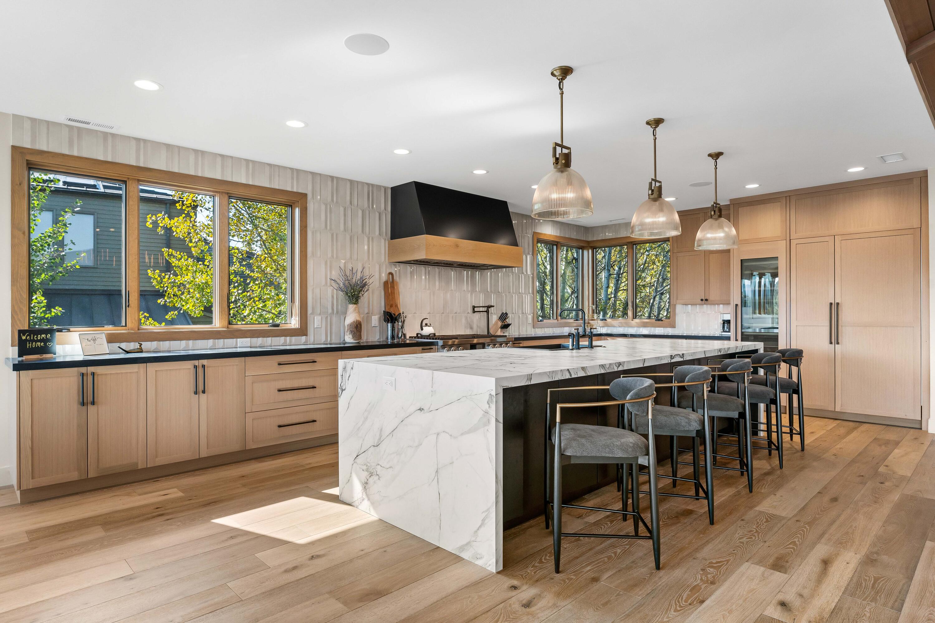56878 River Road, Unit 2 Sunriver, OR 97707 - Photo 10 of 67 Kitchen