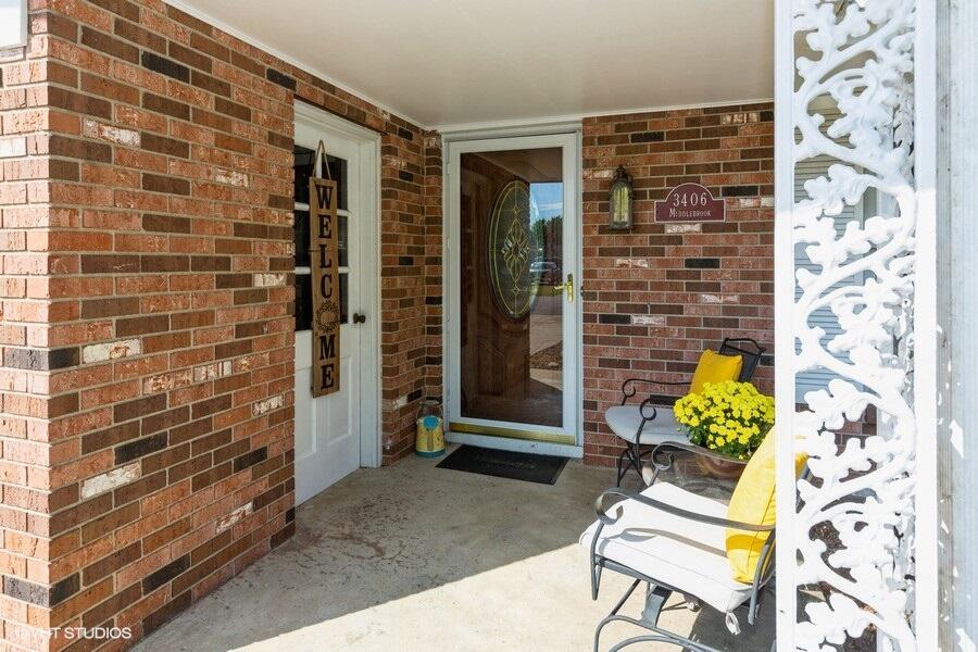 3406 Middlebrook Road St. Joseph, MI 49085 - Photo 3 of 31 03_3406MiddlebrookRoad_2005_LowRes