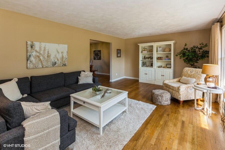 3406 Middlebrook Road St. Joseph, MI 49085 - Photo 4 of 31 08_3406MiddlebrookRoad_2011_LowRes