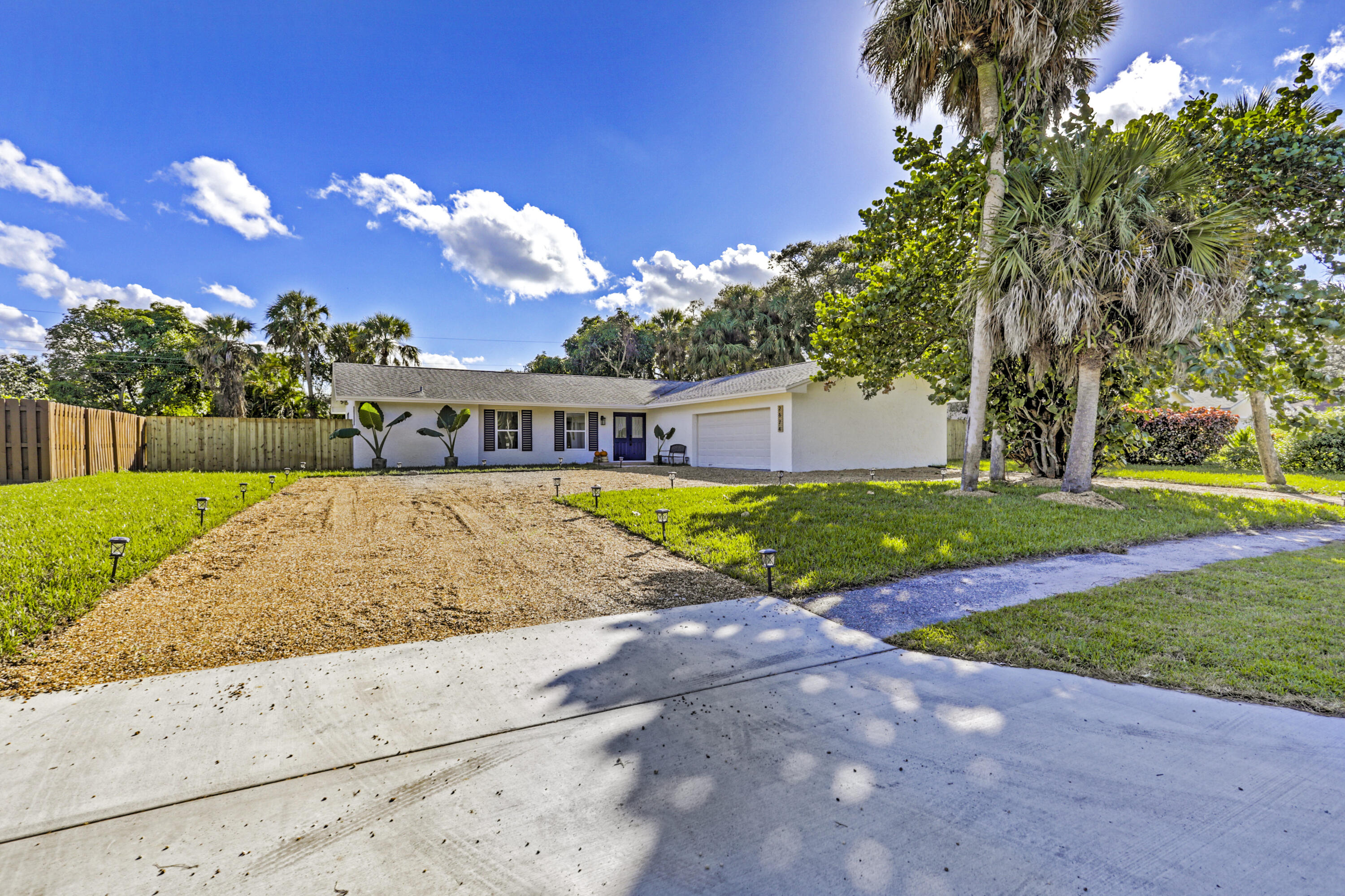 2674 Lone Pine Road Palm Beach Gardens, FL 33410 - Photo 5 of 61 03__20a7563_4_5_6_7_8_9