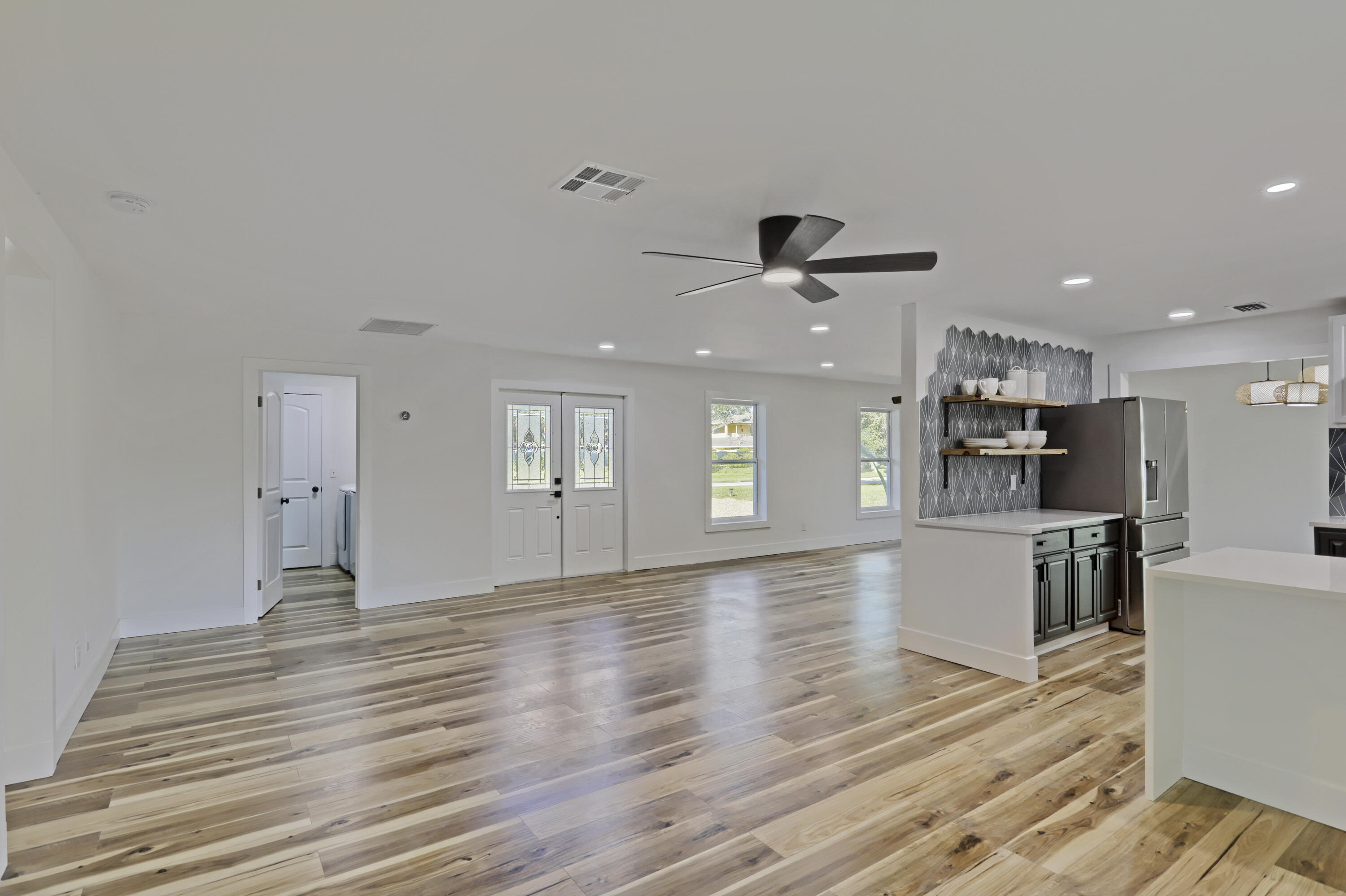 2674 Lone Pine Road Palm Beach Gardens, FL 33410 - Photo 9 of 61 09__20a7821-hdr(7)_cc