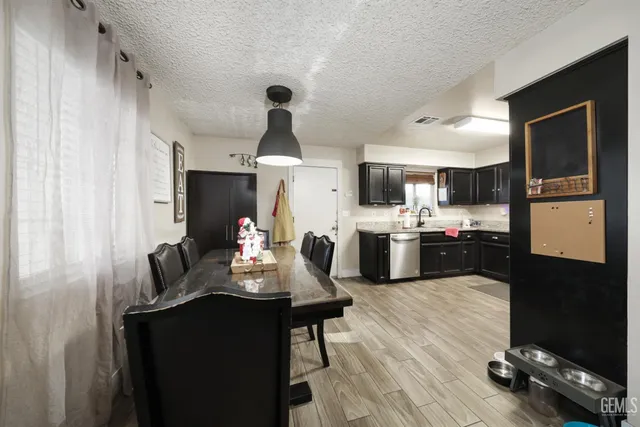 $320,000 | Undisclosed Address, Shafter, CA 93263