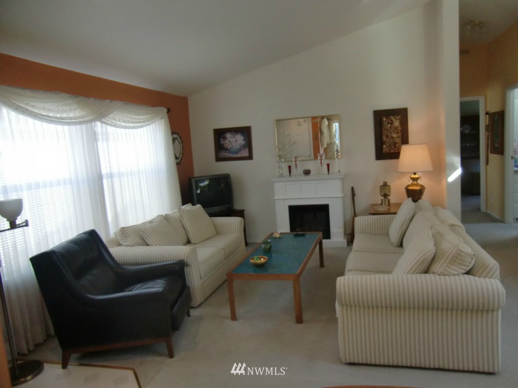 23825 15th Avenue Southeast, Unit 79 Bothell, WA 98021 - Photo 3 of 13