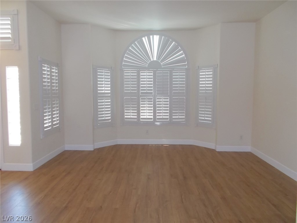 112 Golf Course Street Las Vegas, NV 89145 - Photo 5 of 27