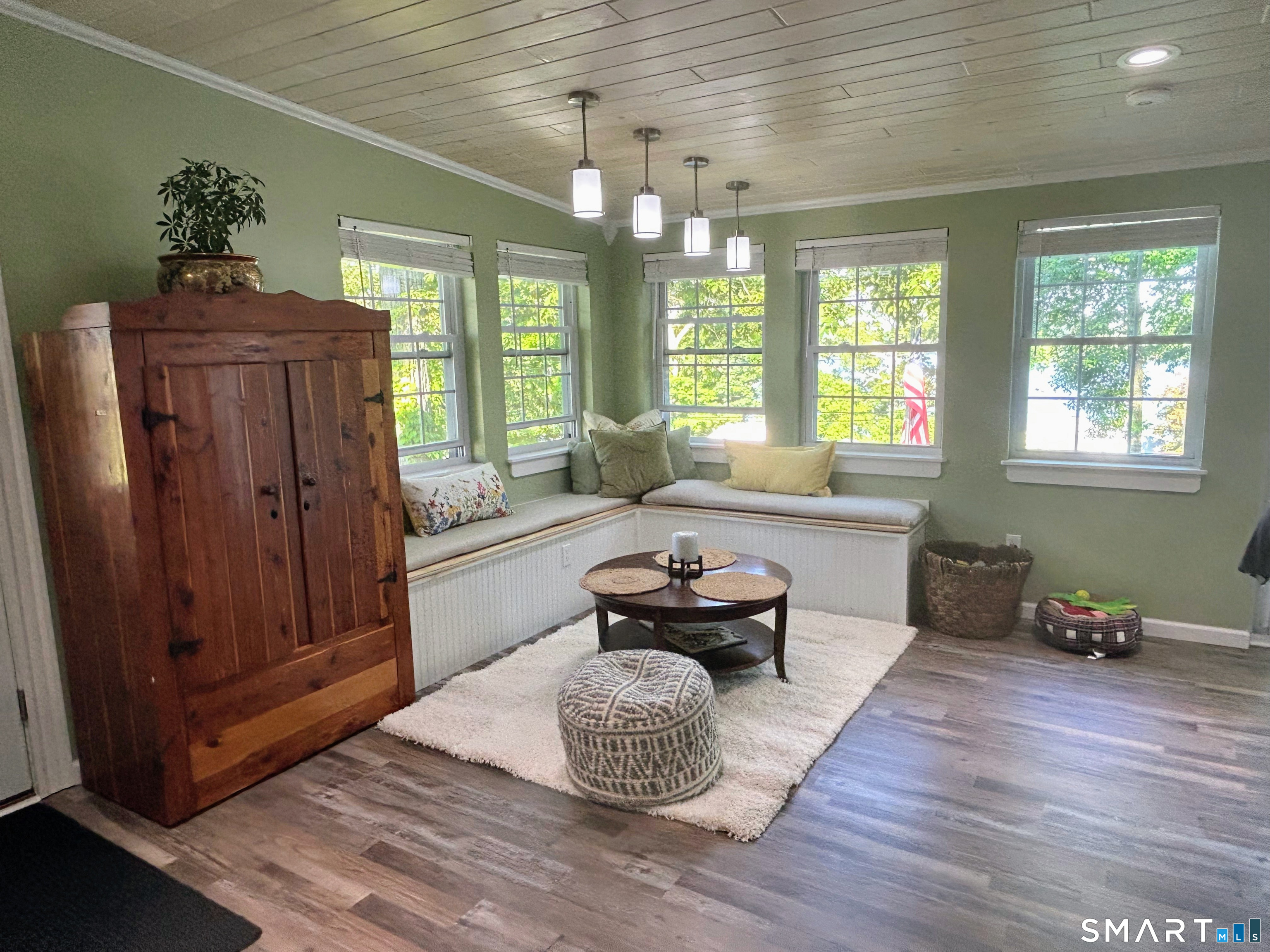 5 Hilltop Road East Hampton, CT 06424 - Photo 13 of 38