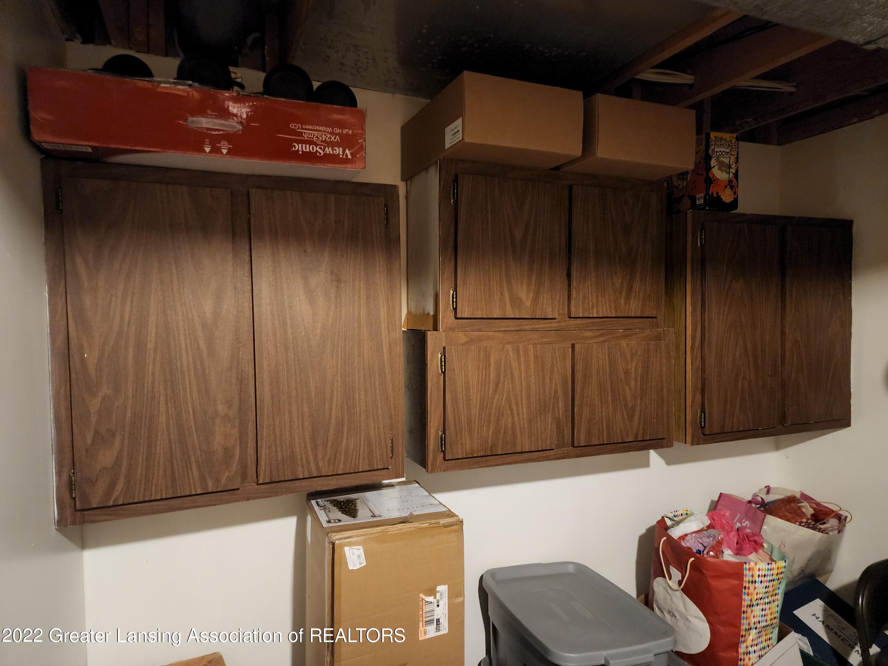 205 East Jolly Road, Unit A2 Lansing, MI 48910 - Photo 36 of 36 20220622_181658