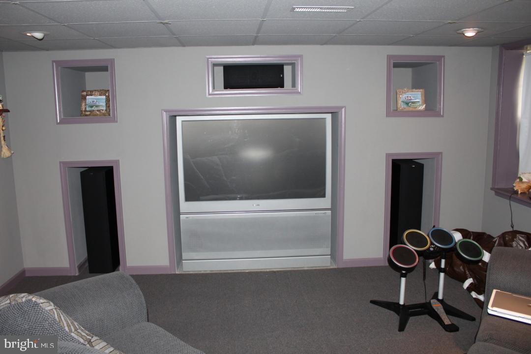 2236 Spring Valley Road Lancaster, PA 17601 - Photo 17 of 23 Gallery Image 17