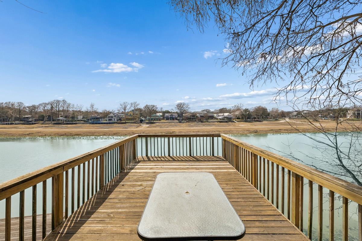 1307 Terminal Loop Road McQueeney, TX 78123 - Photo 8 of 23