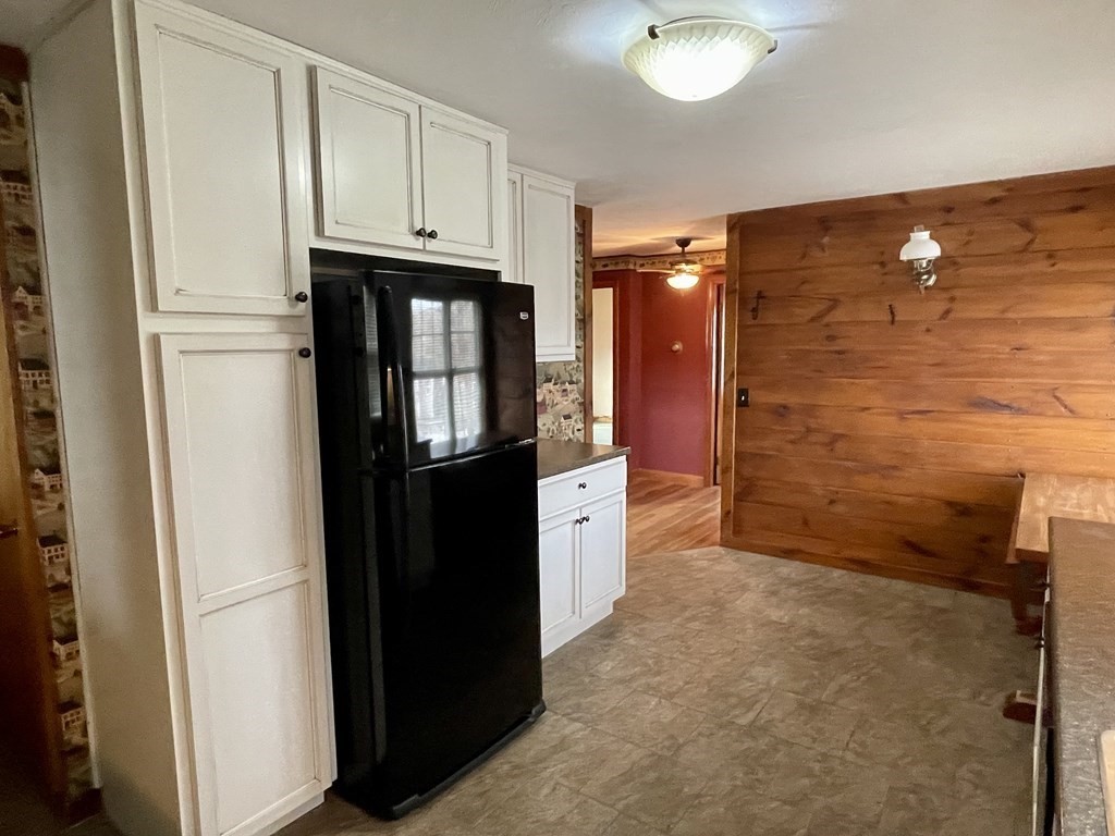 11 Manor Road Auburn, MA 01501 - Photo 15 of 31