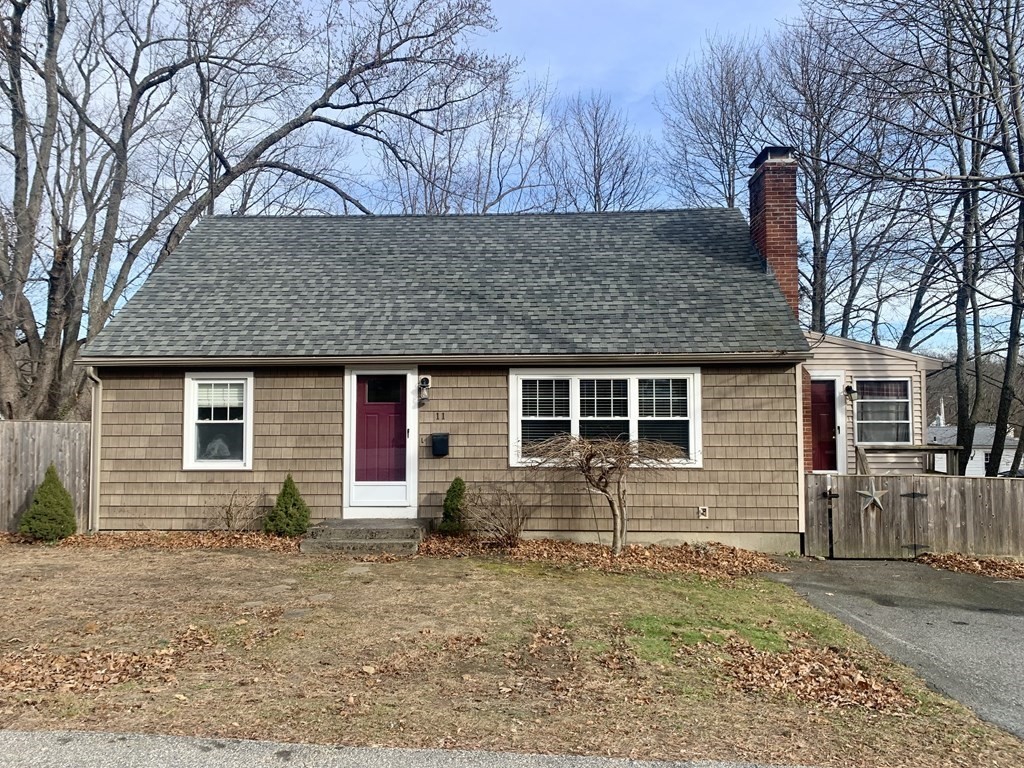 11 Manor Road Auburn, MA 01501 - Photo 2 of 31