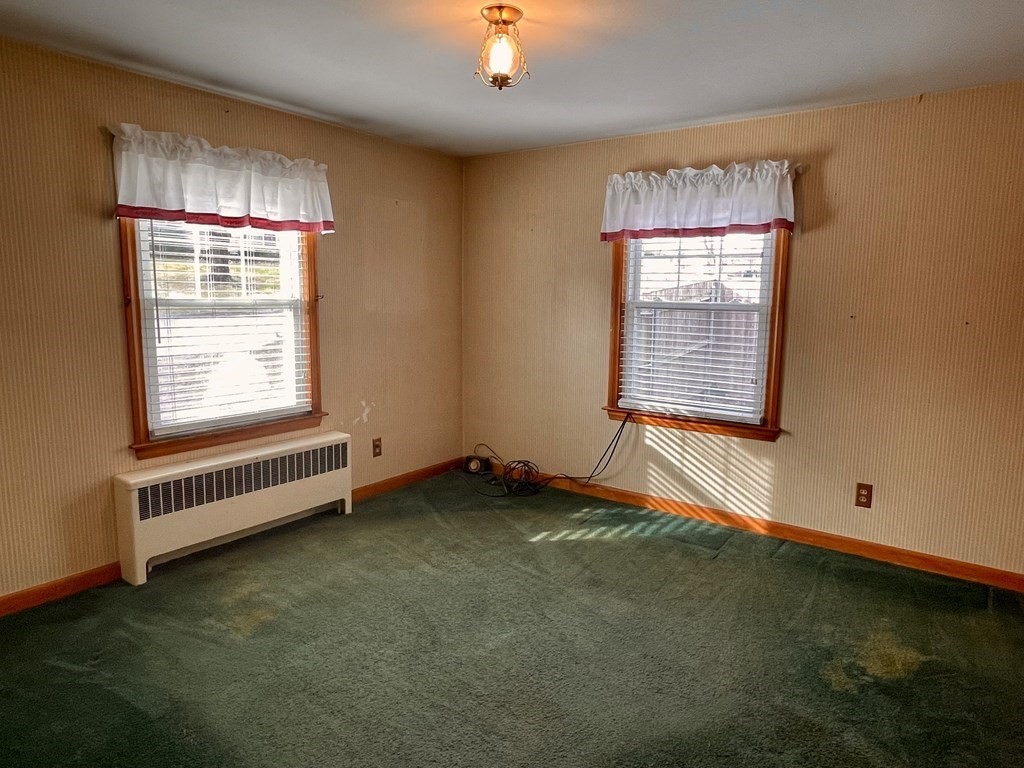 11 Manor Road Auburn, MA 01501 - Photo 22 of 31