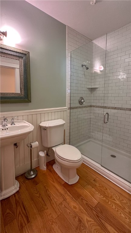210 Old Town Road Block Island, RI 02807 - Photo 36 of 47 First floor hallway bath with walk-in shower.