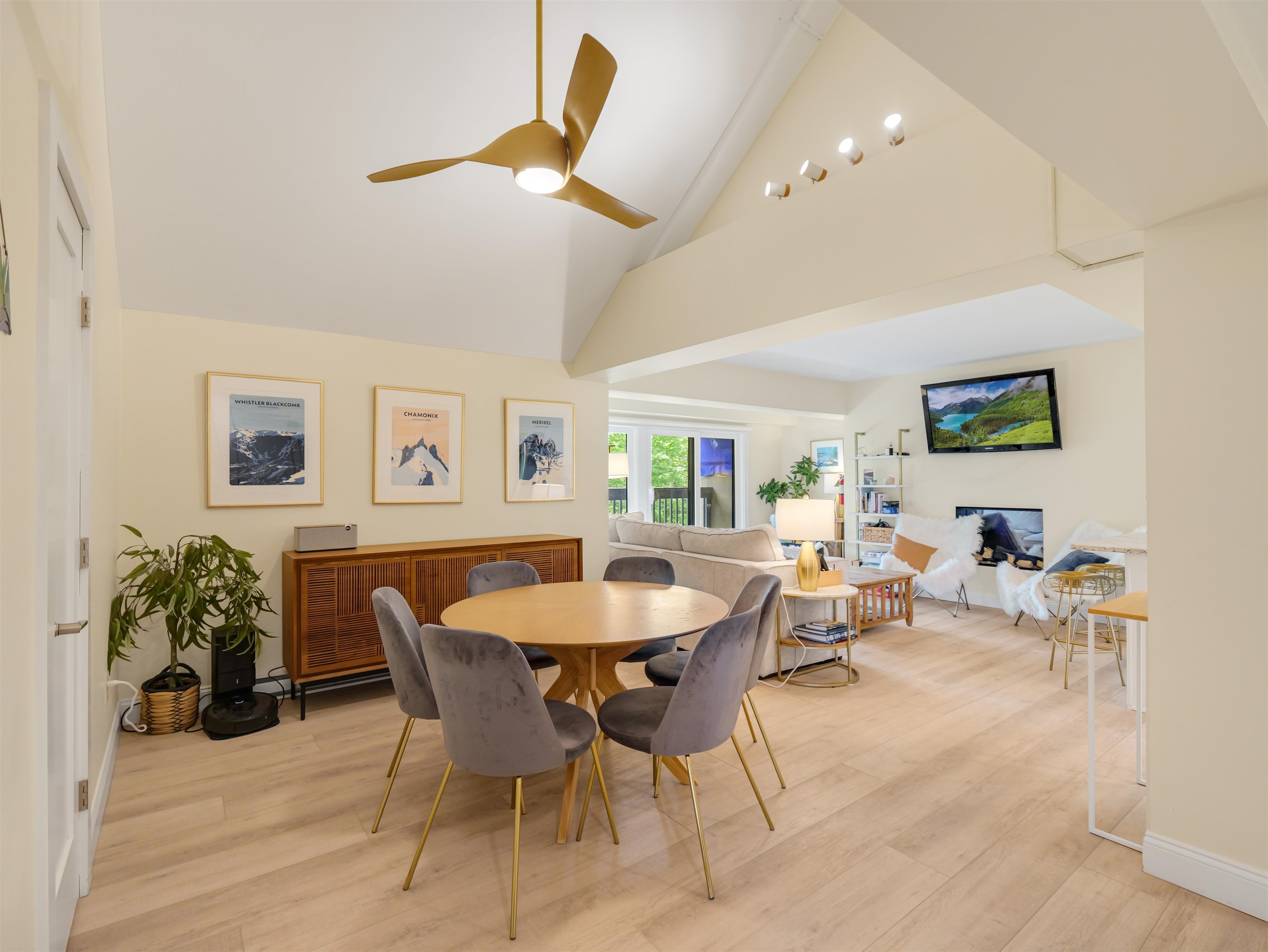137 East Mountain Road, Unit 2E2 Killington, VT 05751 - Photo 13 of 49 Gallery Image 13
