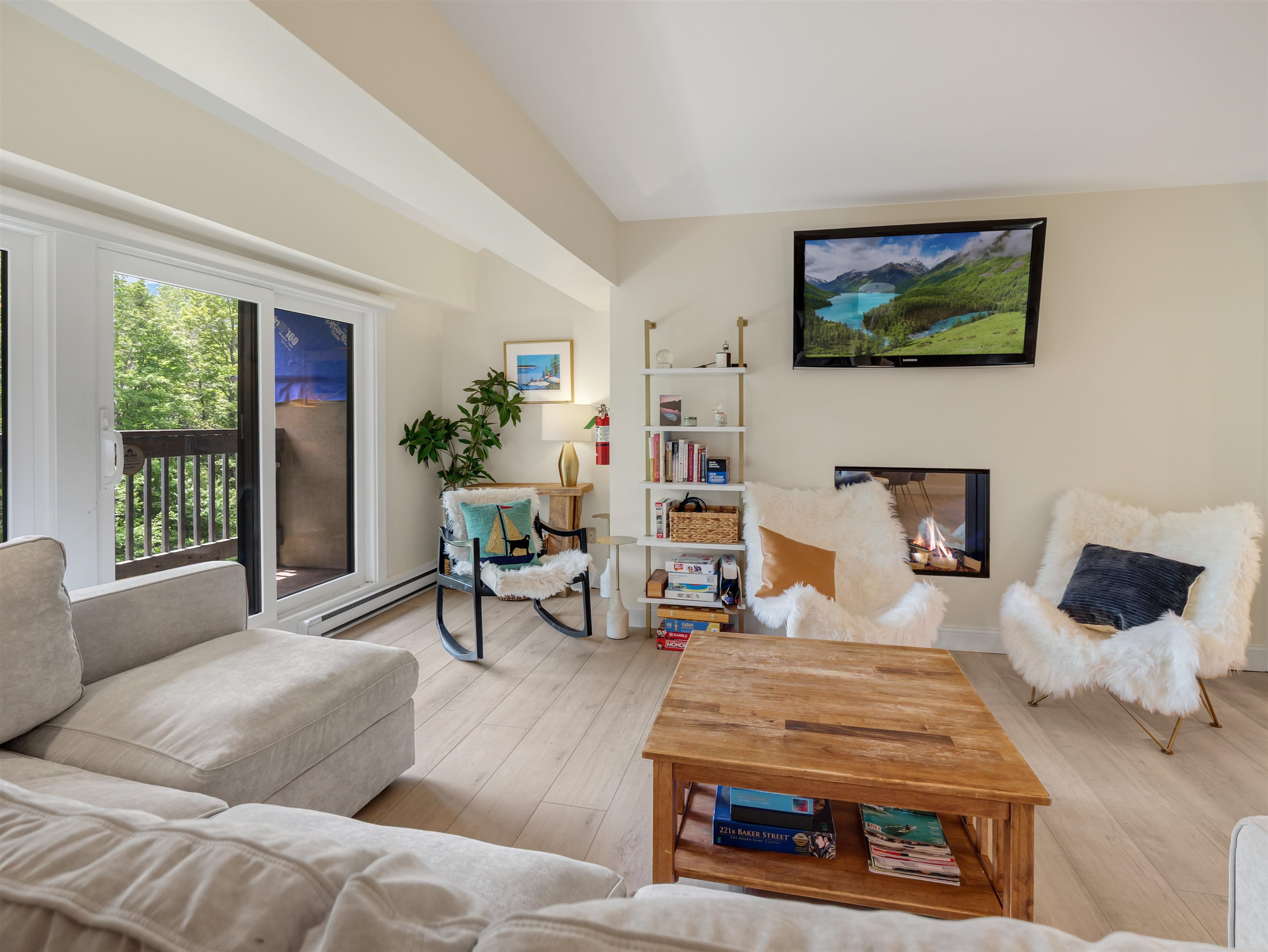 137 East Mountain Road, Unit 2E2 Killington, VT 05751 - Photo 5 of 49 Gallery Image 5