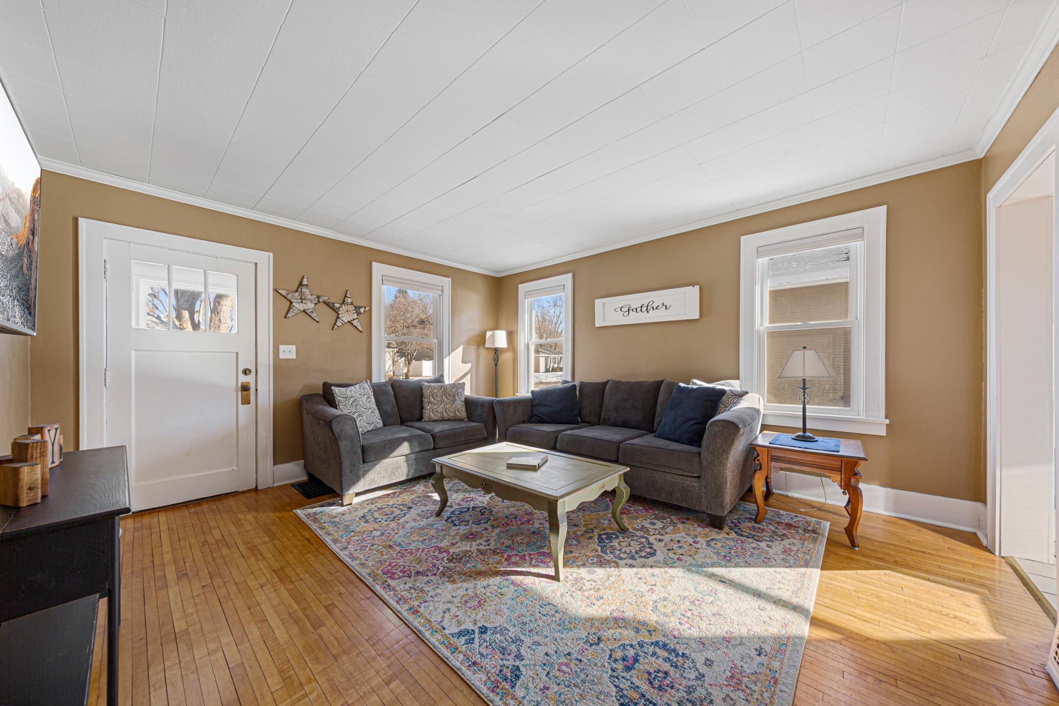 836 7th Avenue Southwest Faribault, MN 55021 - Photo 11 of 36