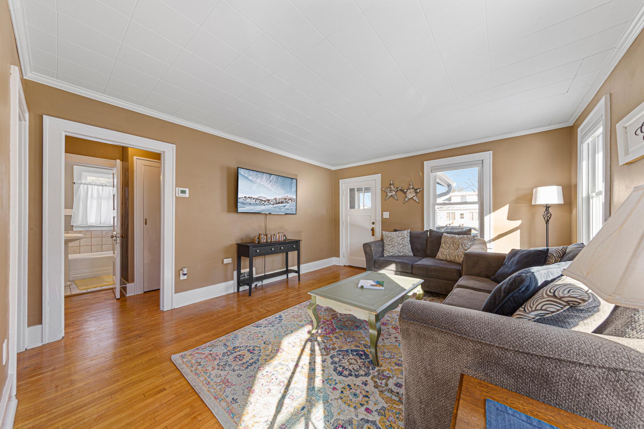 836 7th Avenue Southwest Faribault, MN 55021 - Photo 13 of 36