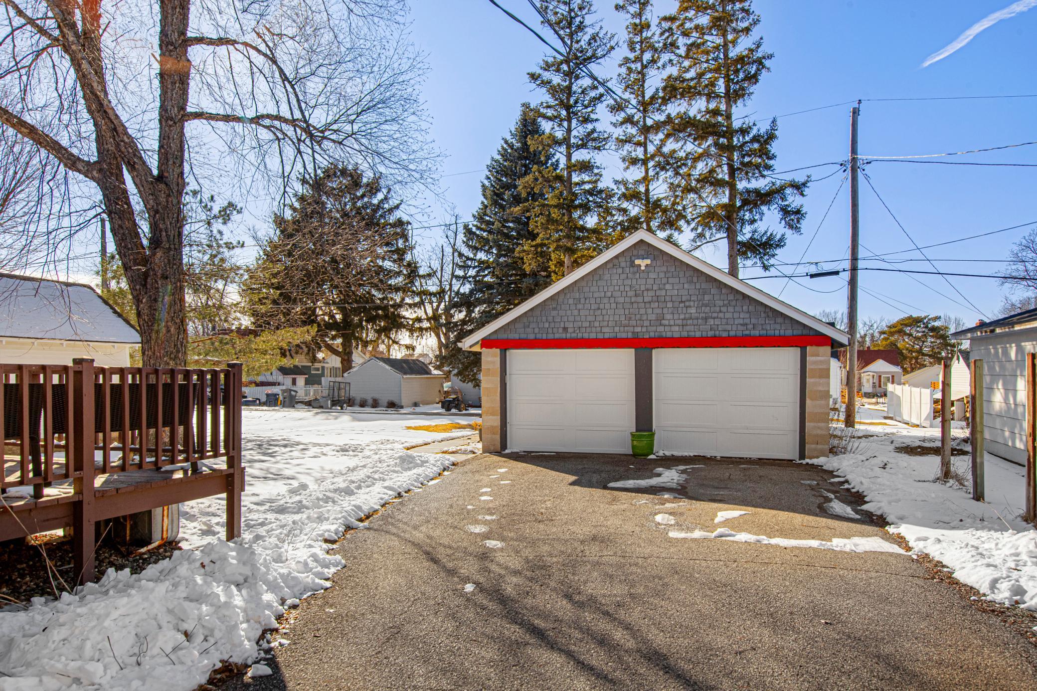 836 7th Avenue Southwest Faribault, MN 55021 - Photo 5 of 36