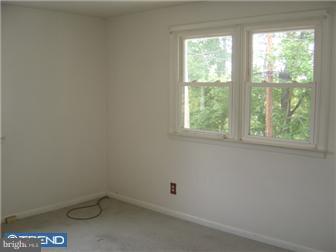 611 Mansfield Road Willow Grove, PA 19090 - Photo 11 of 12 Bedroom 3