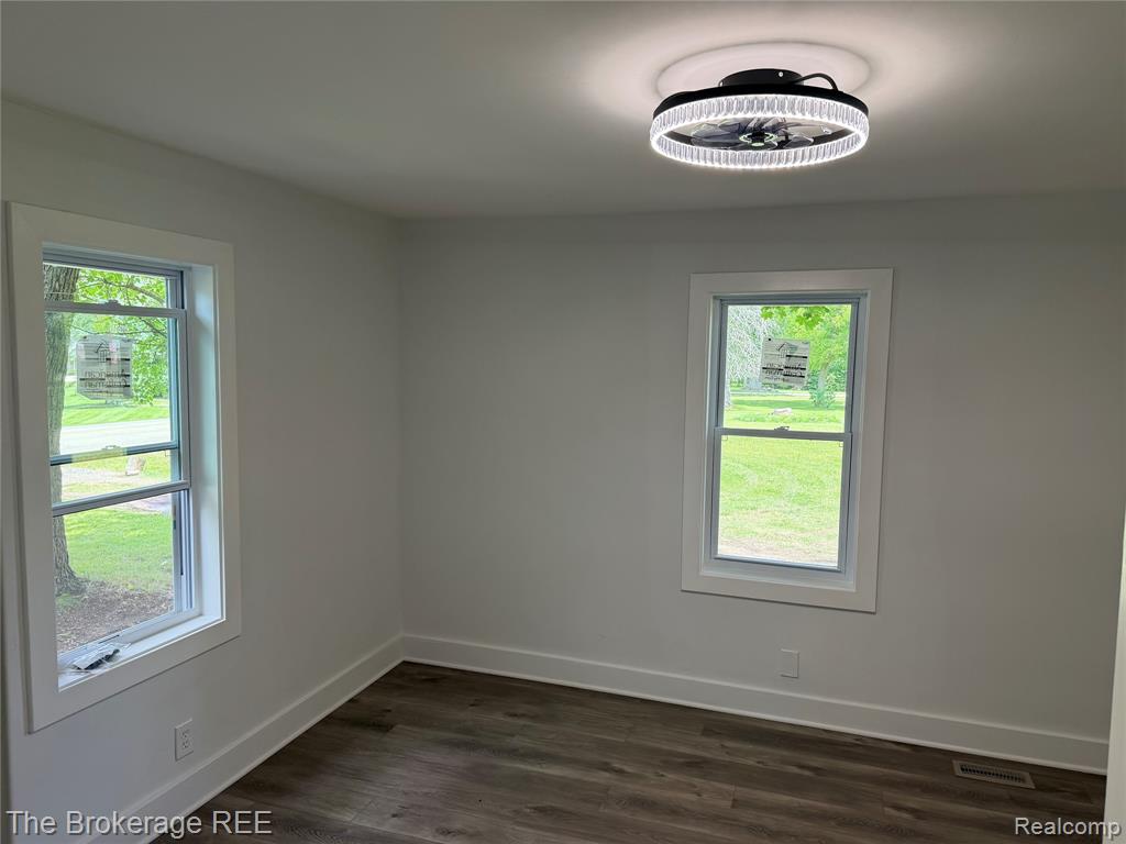 4249 Calkins Road Flint, MI 48532 - Photo 12 of 13