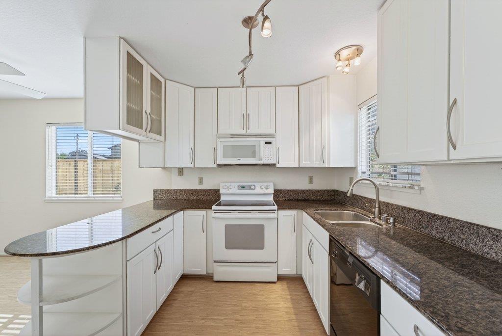 2747 Orchard Street Soquel, CA 95073 - Photo 5 of 28