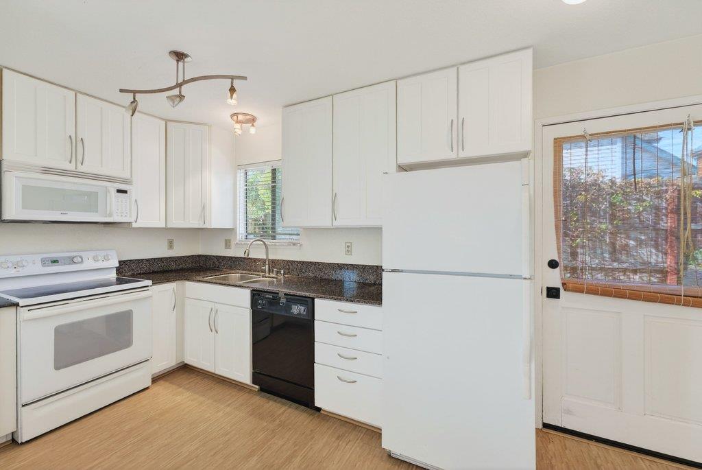 2747 Orchard Street Soquel, CA 95073 - Photo 6 of 28