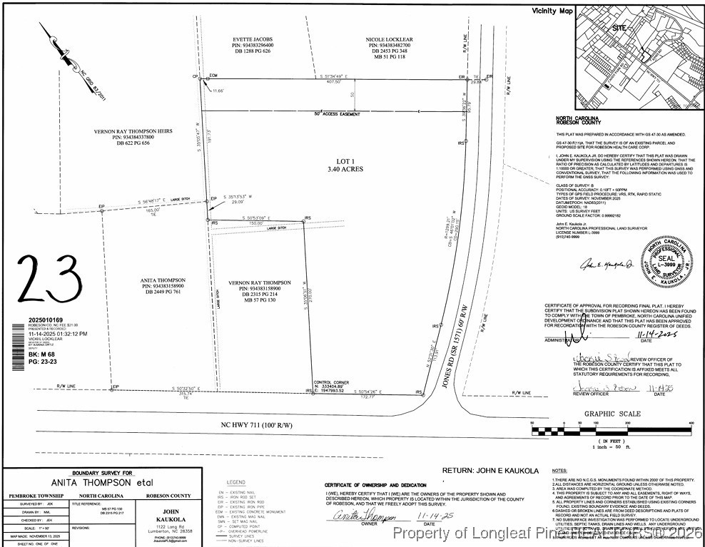 a black and white photo of a picture