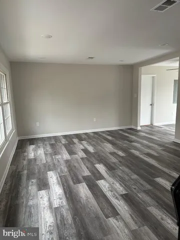 $2,800 | 43 Towpath Road, Levittown, PA 19056