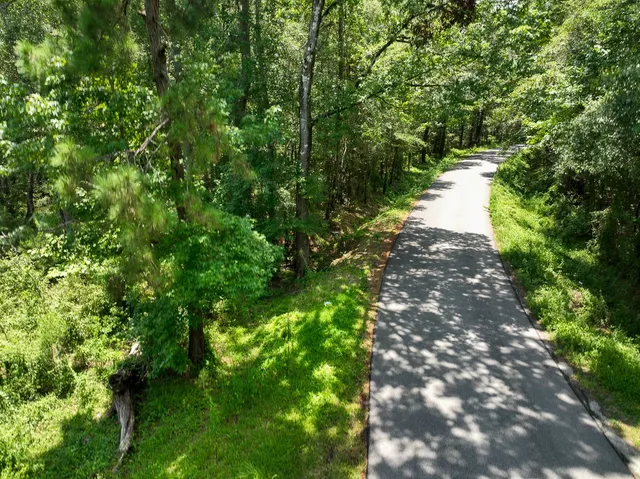 $231,000 | 2 County Road 821, Buna, TX 77612