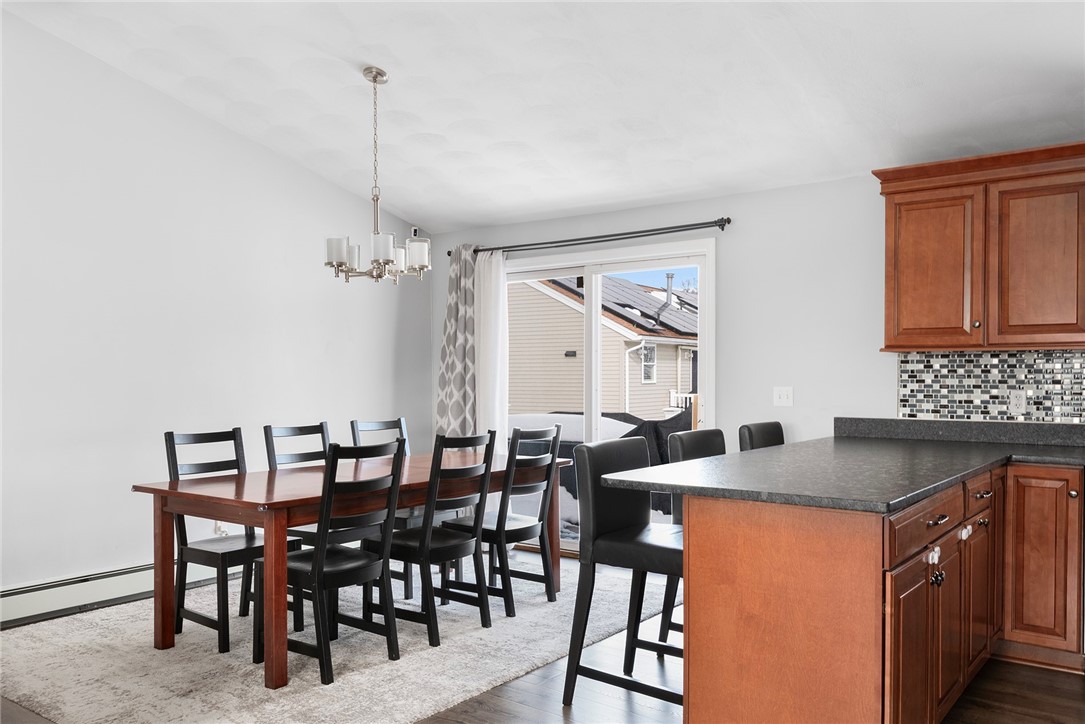 789 High Street Cumberland, RI 02864 - Photo 13 of 32