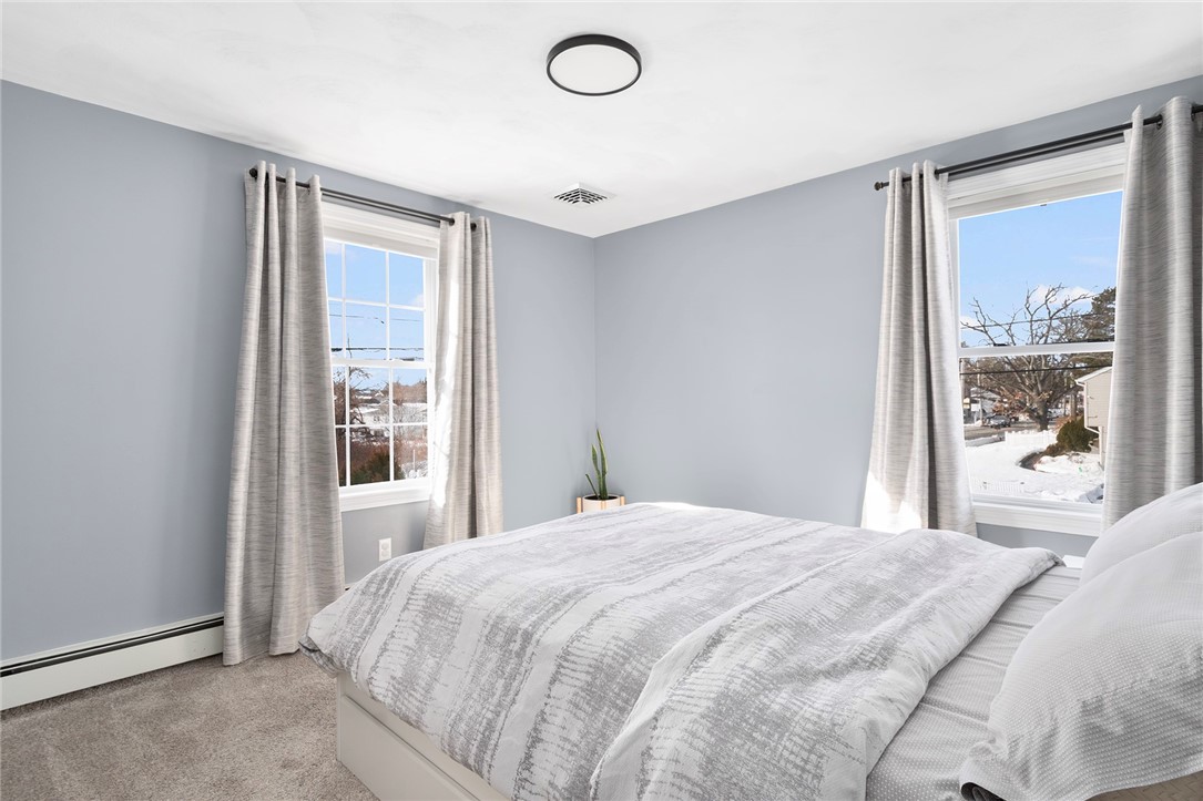 789 High Street Cumberland, RI 02864 - Photo 19 of 32