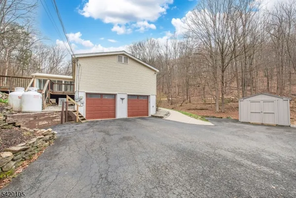 $469,000 | 4 Rocky Way, Newton, NJ 07860